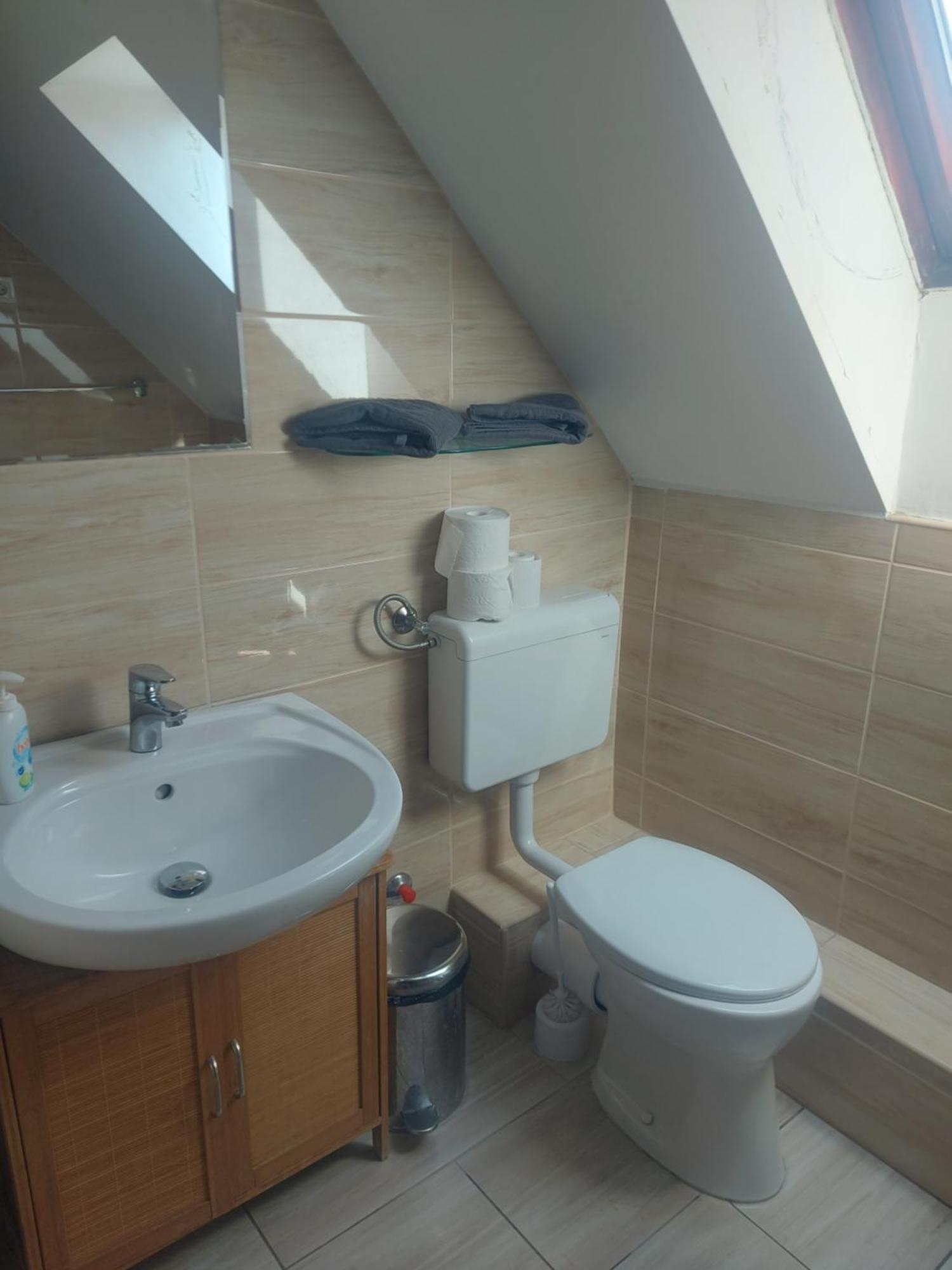 Apartman116 Airport เวคชีส์ ภายนอก รูปภาพ